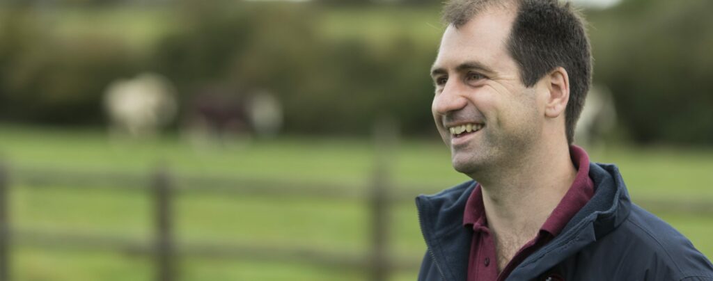 Dr Andrew Wallace, Buckingham Equine Vets