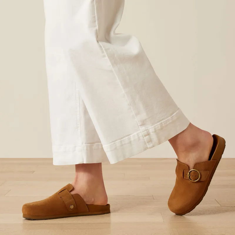 Ariat Country Mule Ladies in Caramel Suede-7