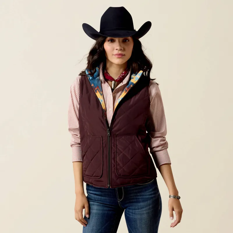 Ariat Dilon 2.0 Reversible Insulated Gilet Ladies in Chocolate Plum
