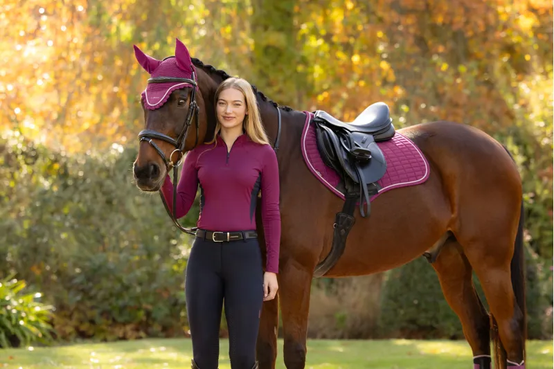 LeMieux Suede Close Contact Saddle Pad in Blackberry-2