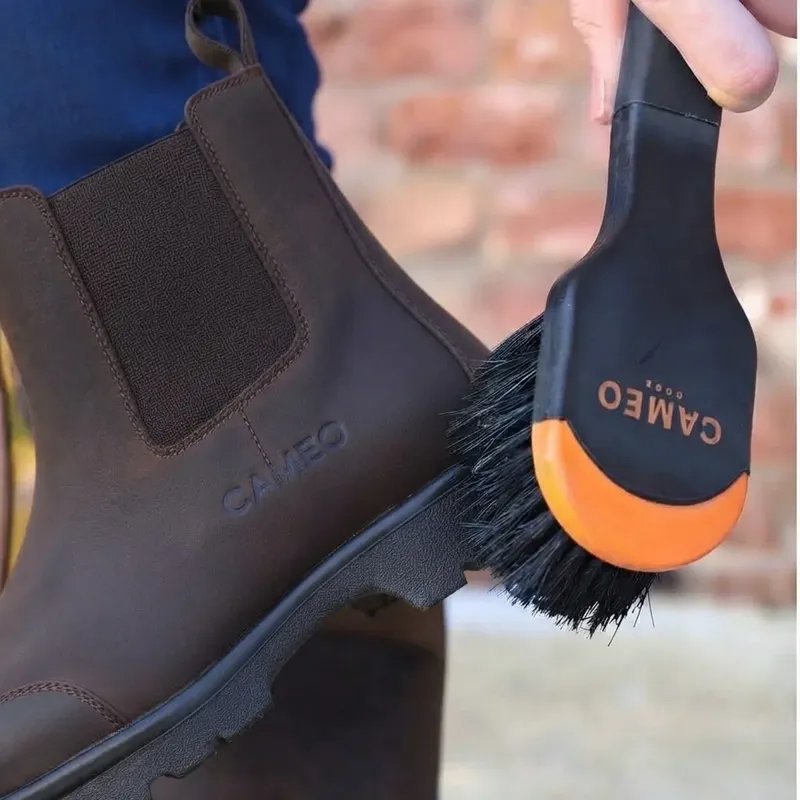 Cameo Equine Bucket Brush in Black and Orange-2