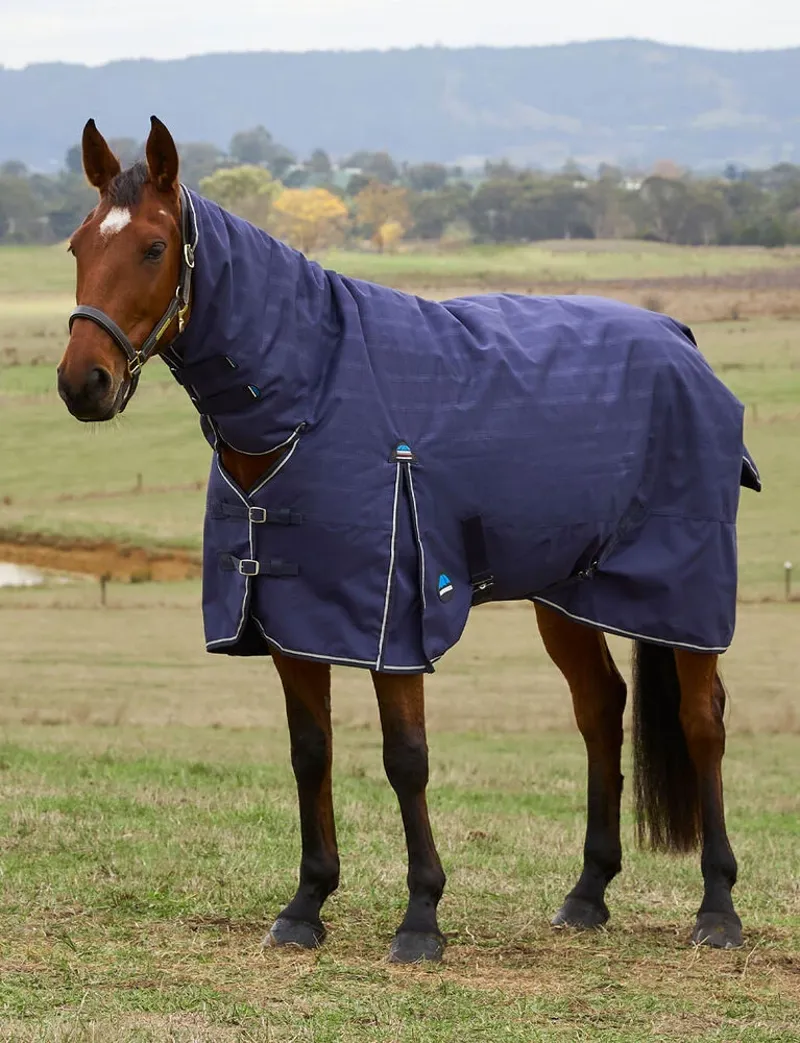 Weatherbeeta Comfitec Prelim Combo 220g Turnout Rug in Navy Plaid
