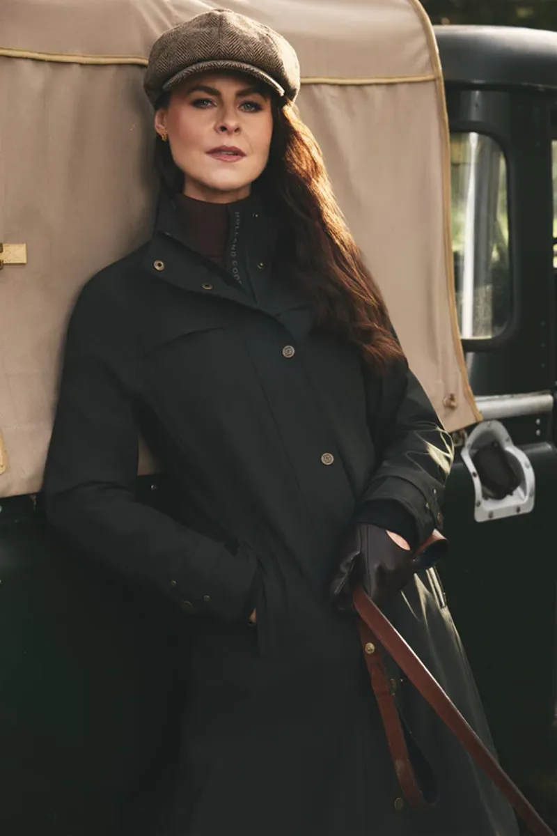 Holland Cooper Folgate Coat Ladies in Dark Pine Green-4