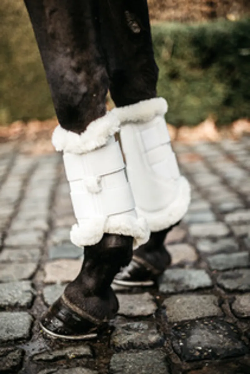 Kentucky Brushing Boots Air in White-2