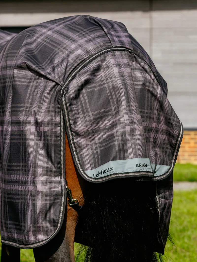 LeMieux Arika Heritage Check Turnout Rug 100g in Cocoa-8