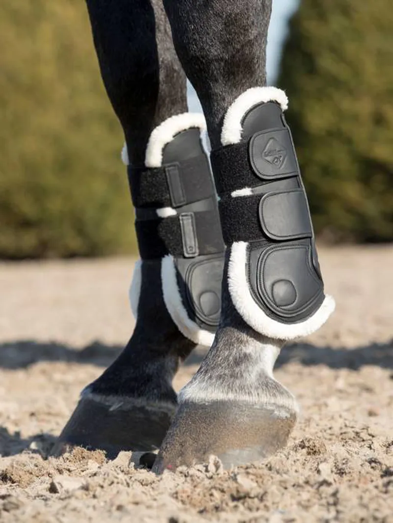 LeMieux Capella Comfort Tendon Boots in Black-3