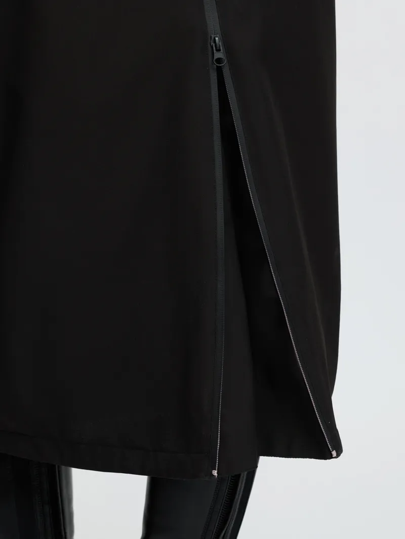 LeMieux Hydroshield Robe Young Rider in Black-3