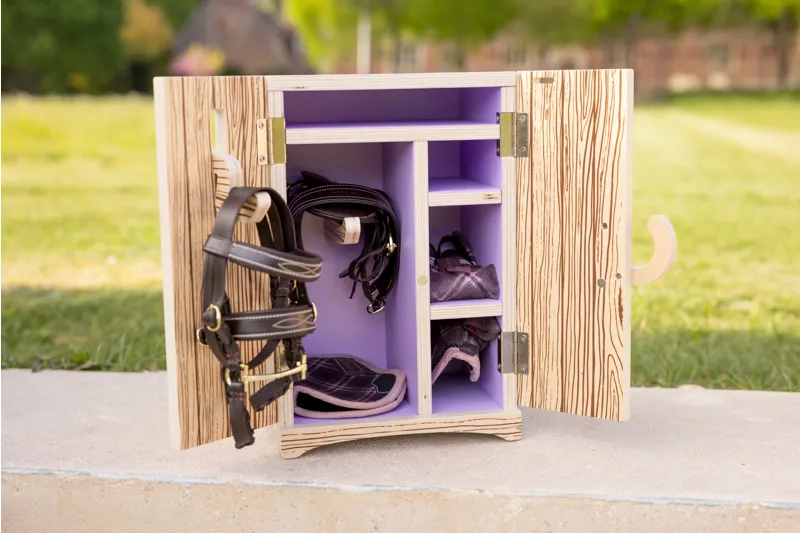 LeMieux Toy Pony Tack Wooden Locker -2