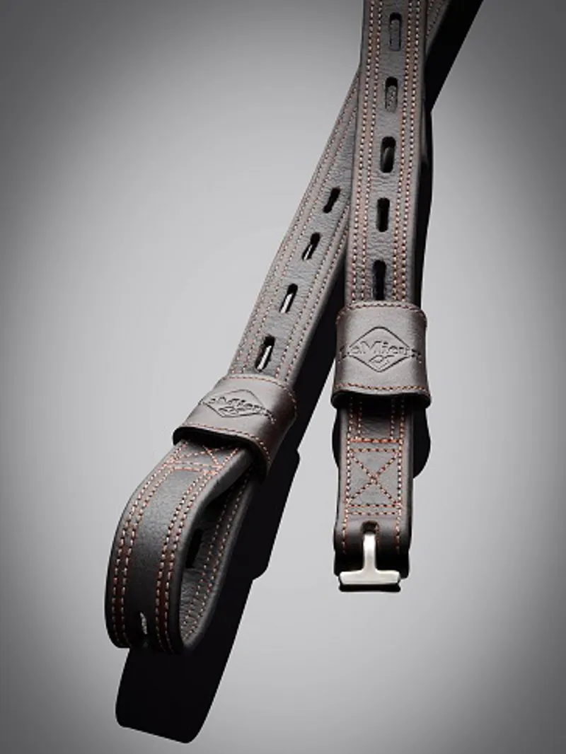LeMieux Vector Close Contact Stirrup Leathers in Brown