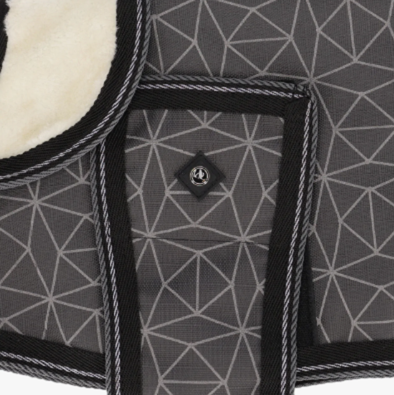 QHP Dog Rug in Grey Reflective-1