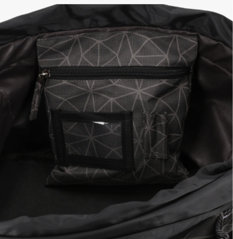 QHP Grooming Bag in Grey Reflective-3