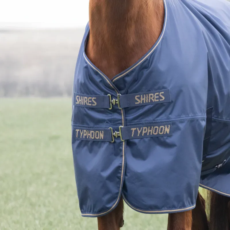 Shires Typhoon Lite 0g Turnout Rug in Navy-2