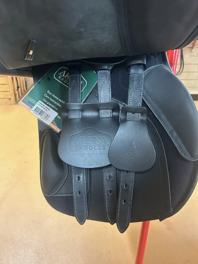 Arena GP Saddle 16.5 in Black-2