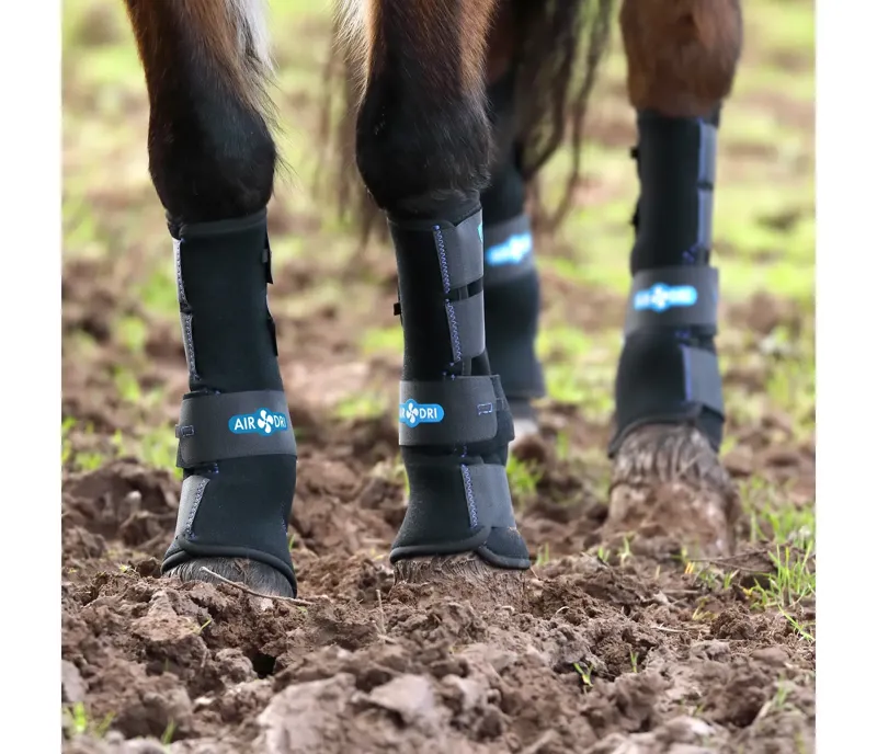 ARMA Deluxe Mud Socks in Black-1