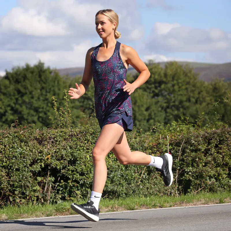 Aubrion React Tech Vest Ladies in Petal-6