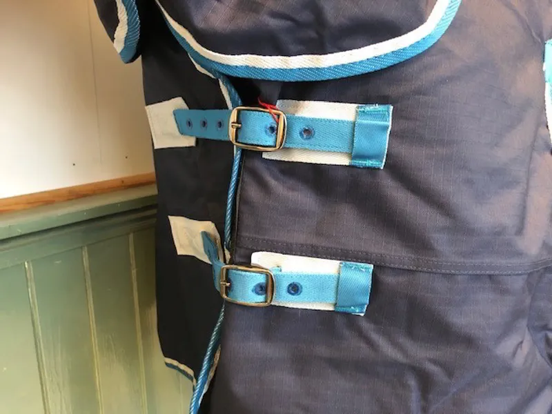 Bridleway Ontario Lightweight 0g Combo Turnout in Navy-5