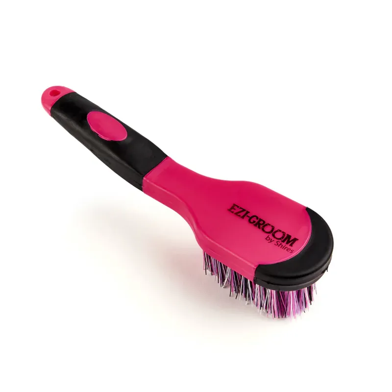 Shires EZI-GROOM Grip Bucket Brush in Pink