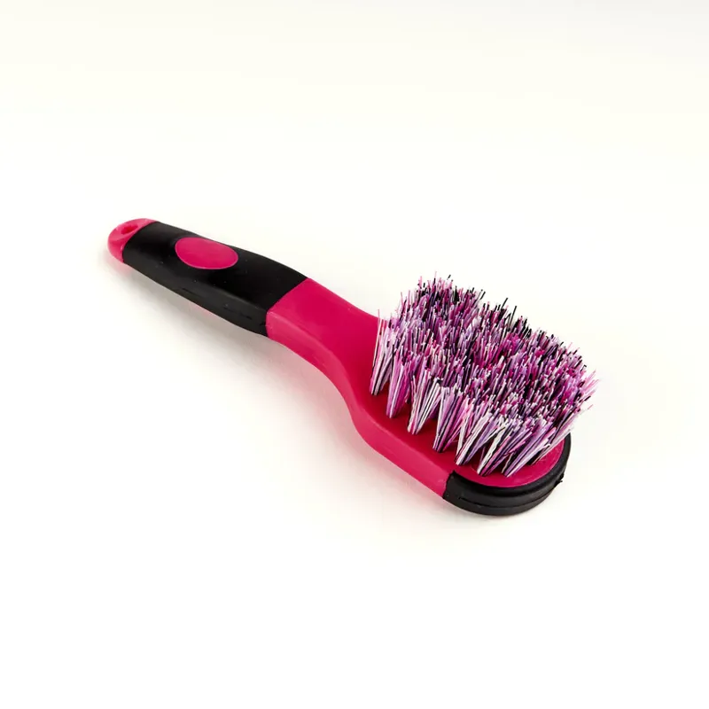 Shires EZI-GROOM Grip Bucket Brush in Pink-1