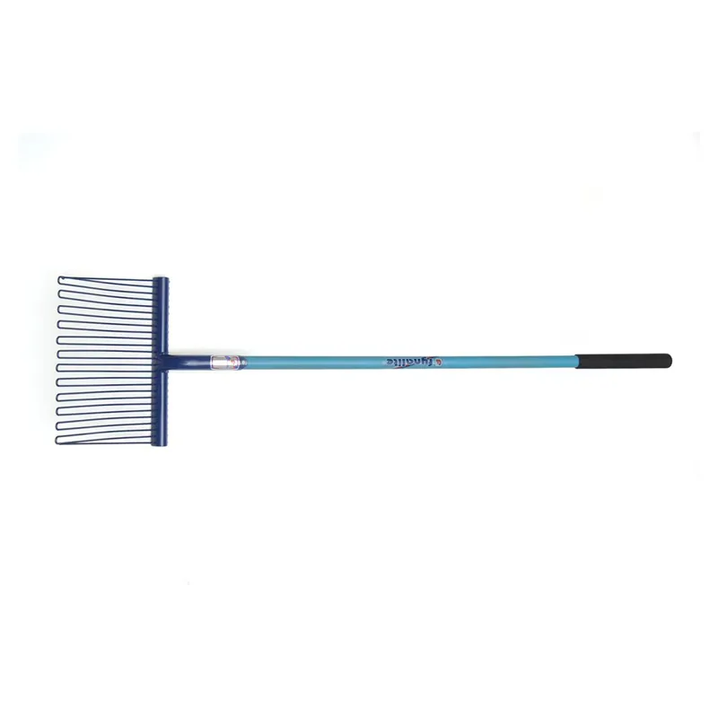 Fyna-Lite Pellet Master Stable Fork with Long Wooden Handle