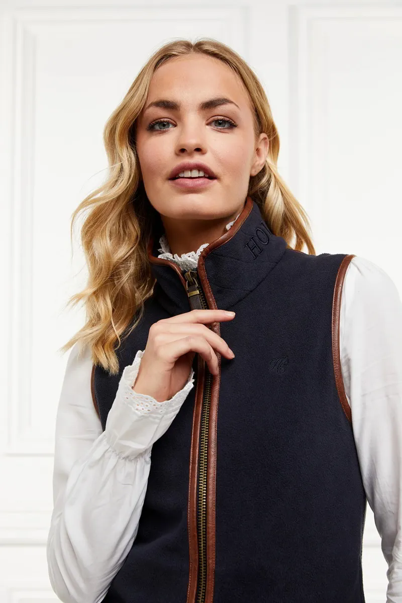 Holland Cooper Country Fleece Gilet in Ink Navy-4