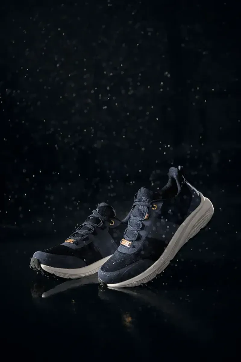 Holland Cooper Burghley Waterproof Trainer Ladies in Ink Navy-4