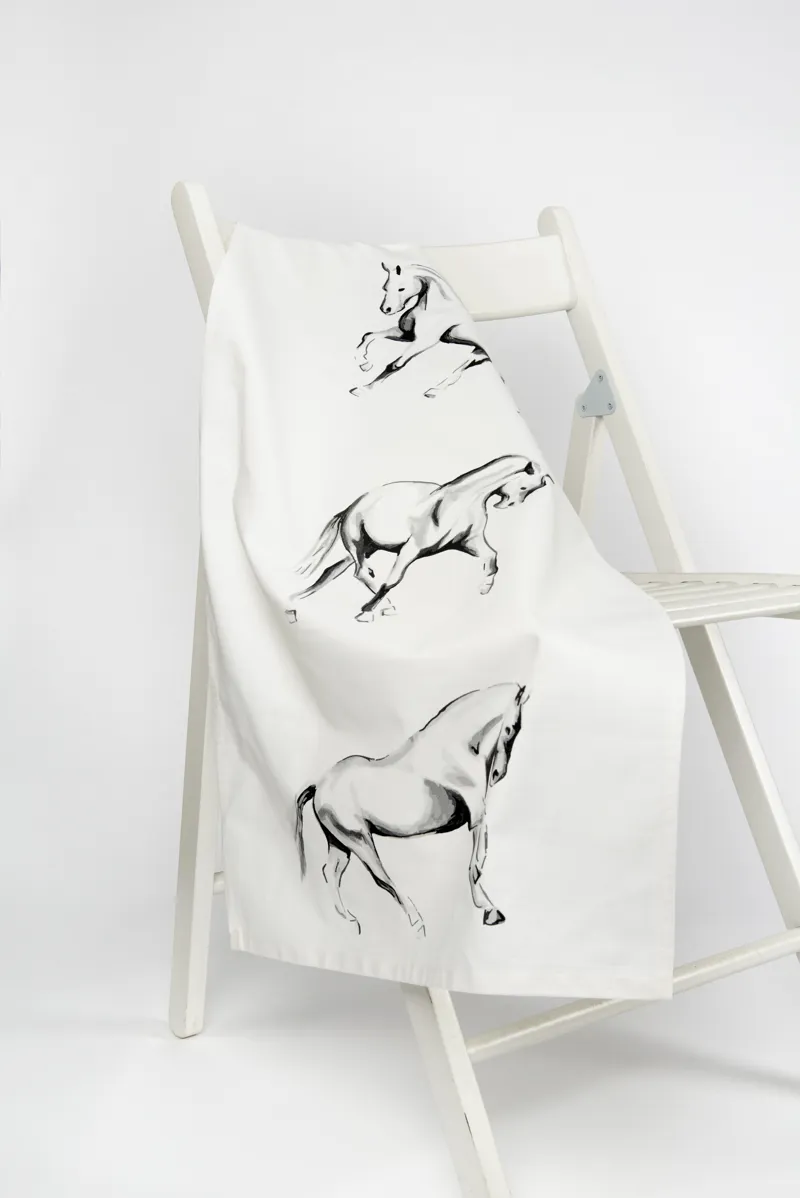 Gubblecote Horsedrawn Tea Towels Set of Two-4