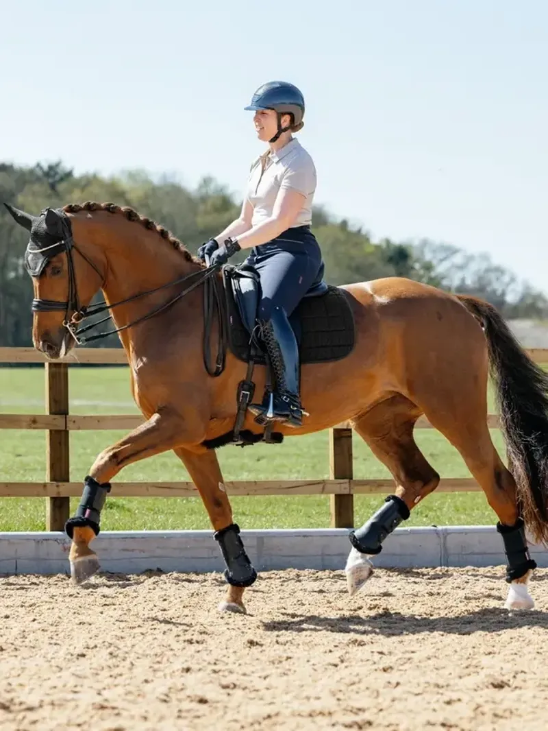 LeMieux 3D Mesh Self-Cool Dressage Square in Black-2