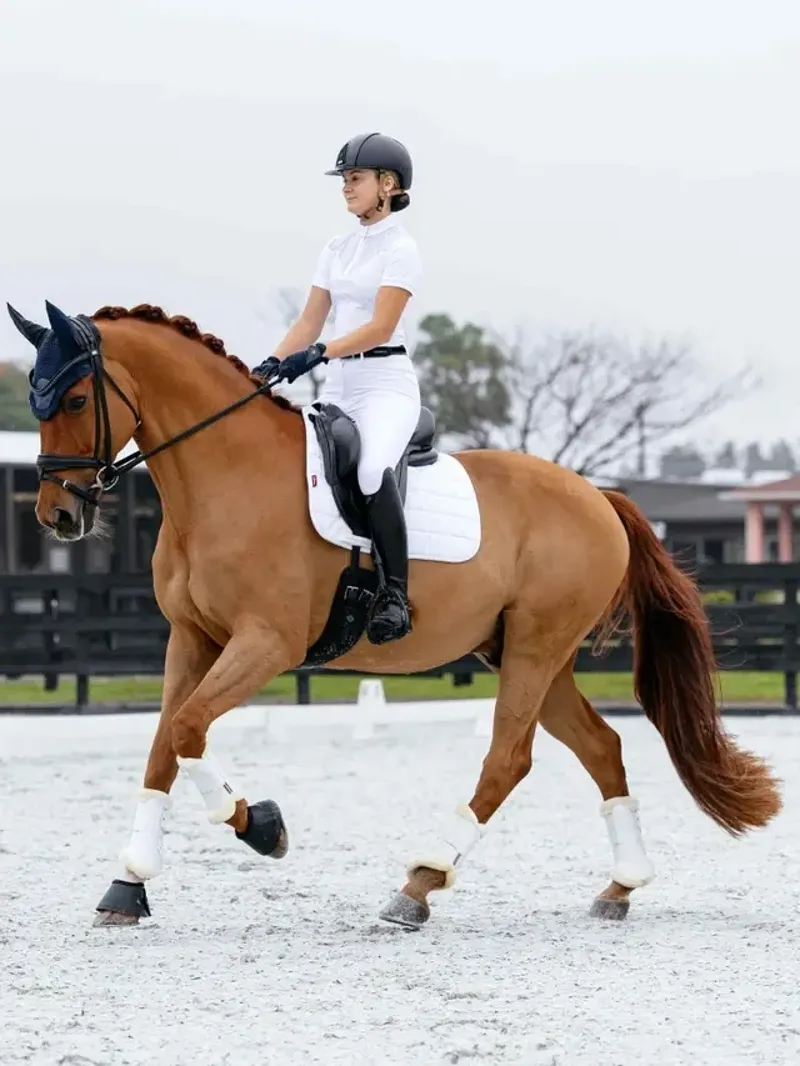LeMieux 3D Mesh Self-Cool Dressage Square in White-2