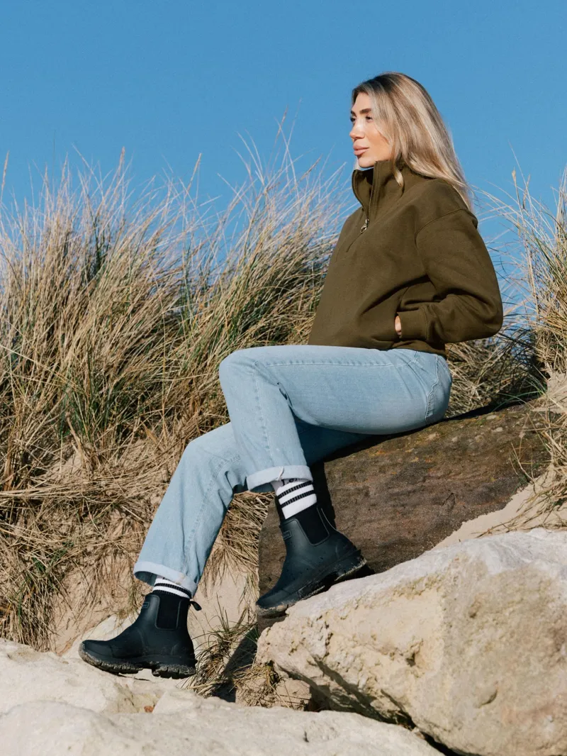LeMieux Bramshaw Chelsea Welly Ladies in Black-5