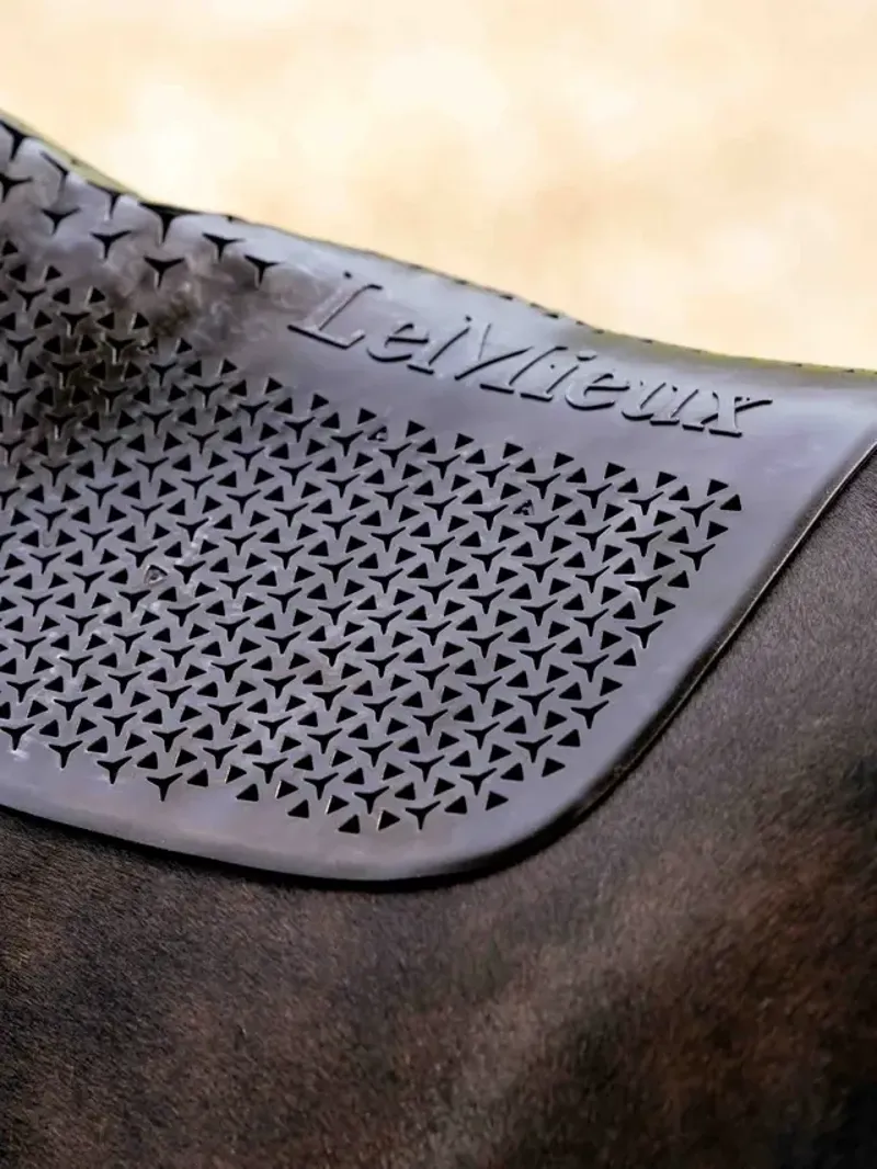 LeMieux Gel-Tek Slimline Half Pad in Brown-2