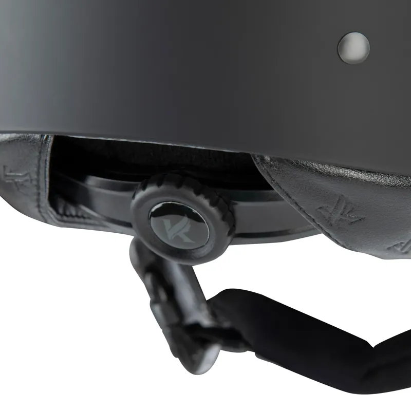 Karben Amity LTHR Riding Hat in Black-10
