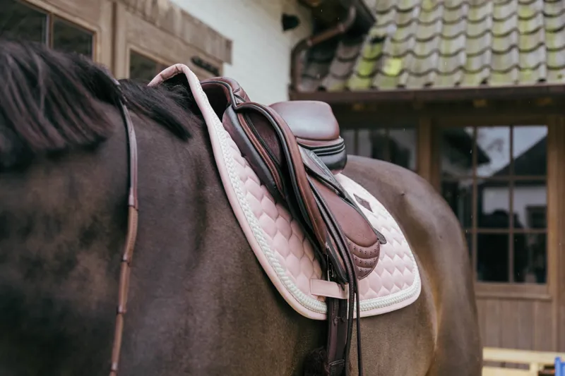 Kentucky Jumping Saddle Pad with Plaited Cord in Light Rose-5