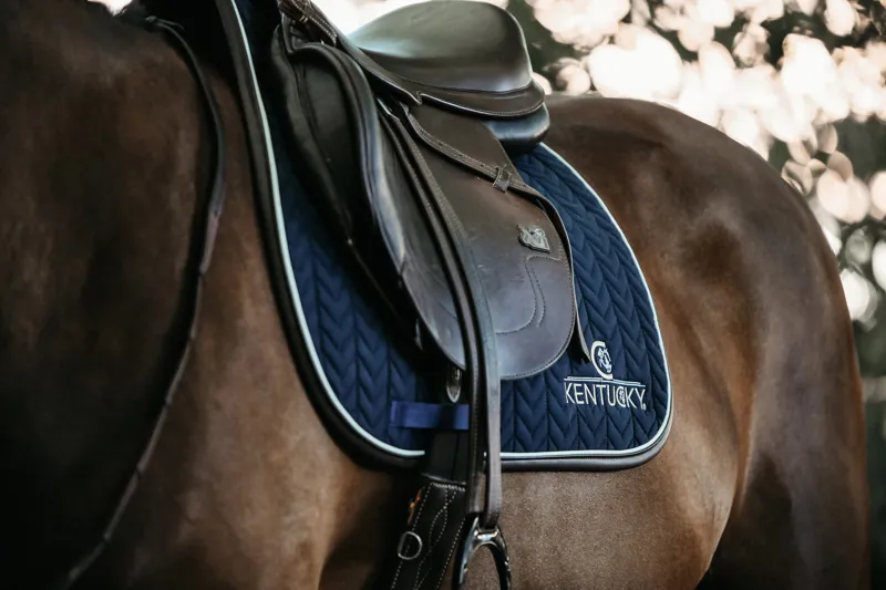 Kentucky Jumping Leather Fishbone Saddle Pad in Navy-5