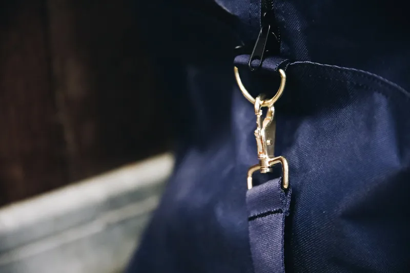 Kentucky Rug Bag in Navy-3