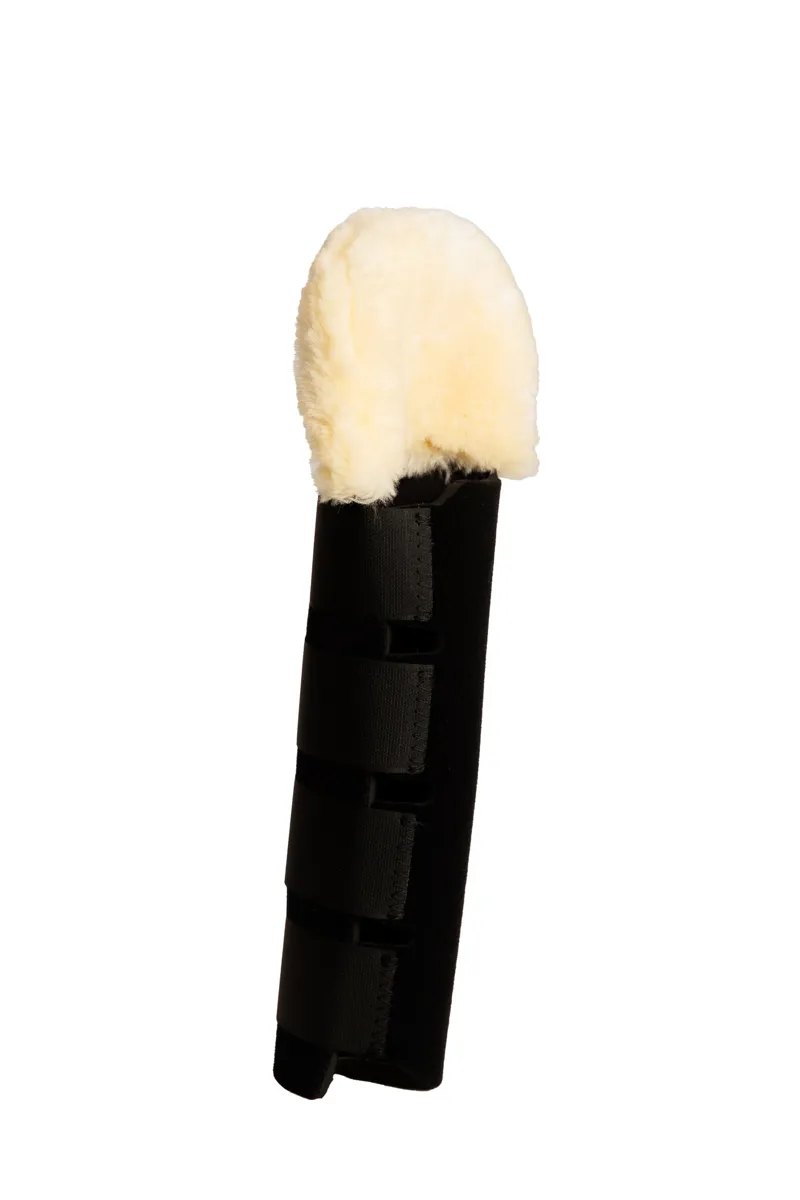 Kentucky Sheepskin Tail Guard in Black-1