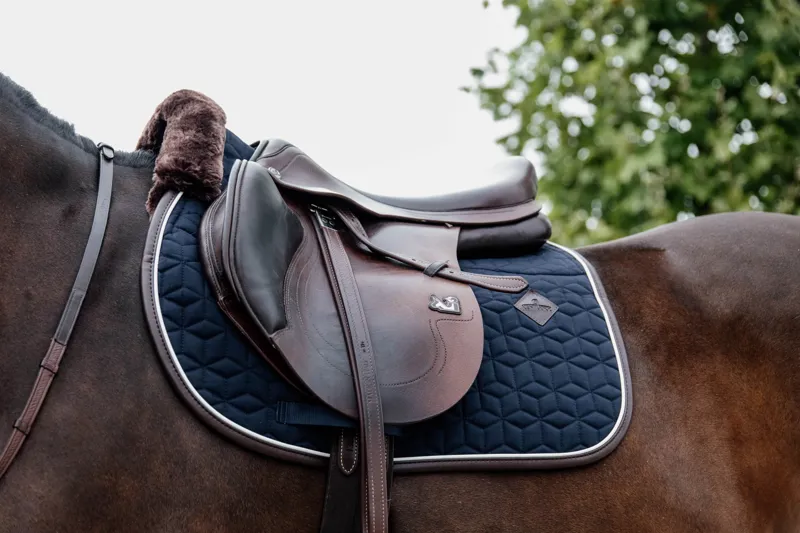 Kentucky Skin Friendly Showjumping Saddle Pad in Navy-3