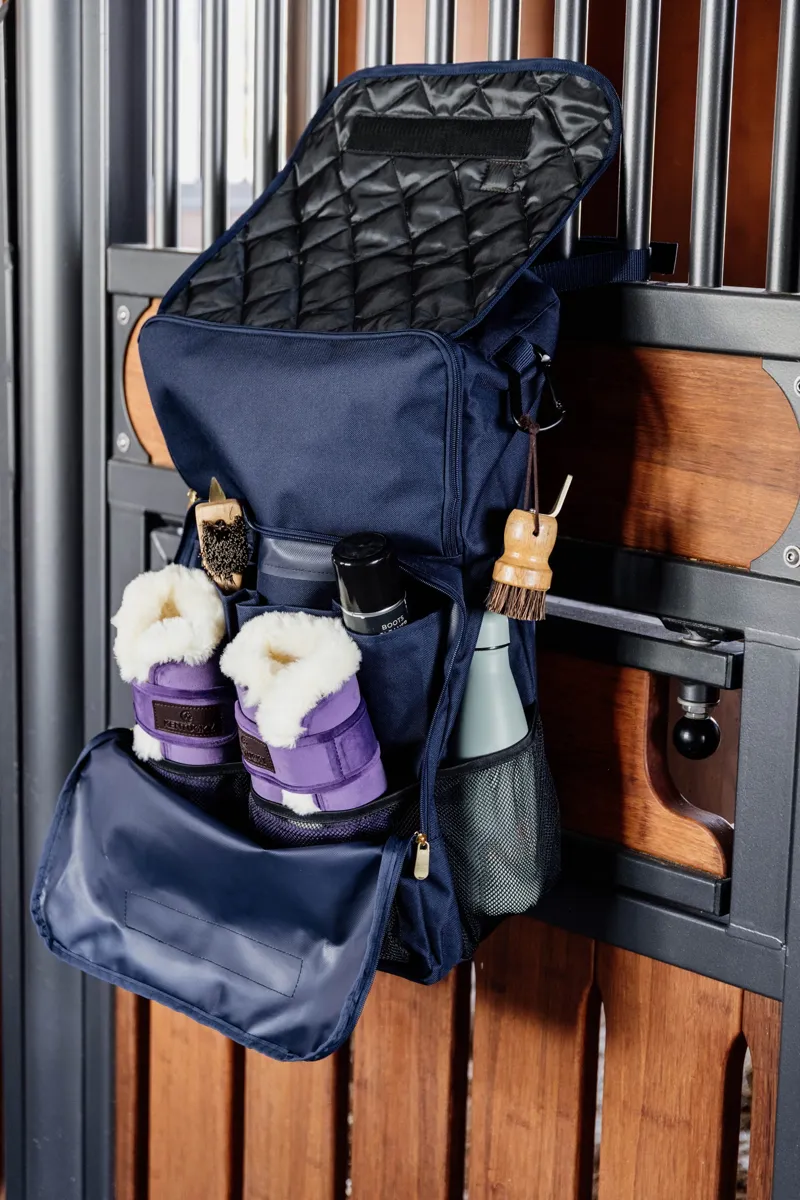Kentucky Stable Bag in Navy-5
