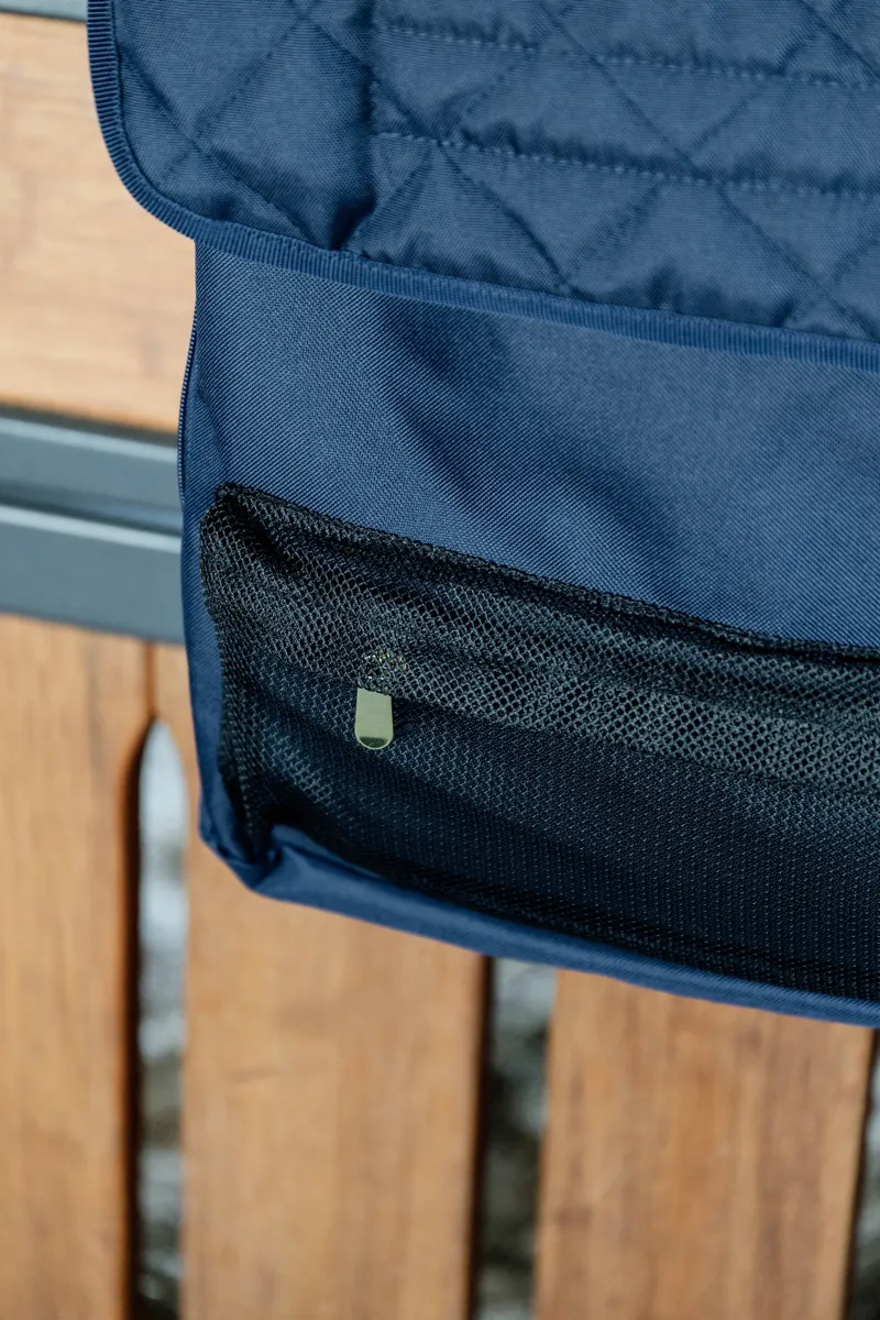 Kentucky Stable Bag in Navy-7