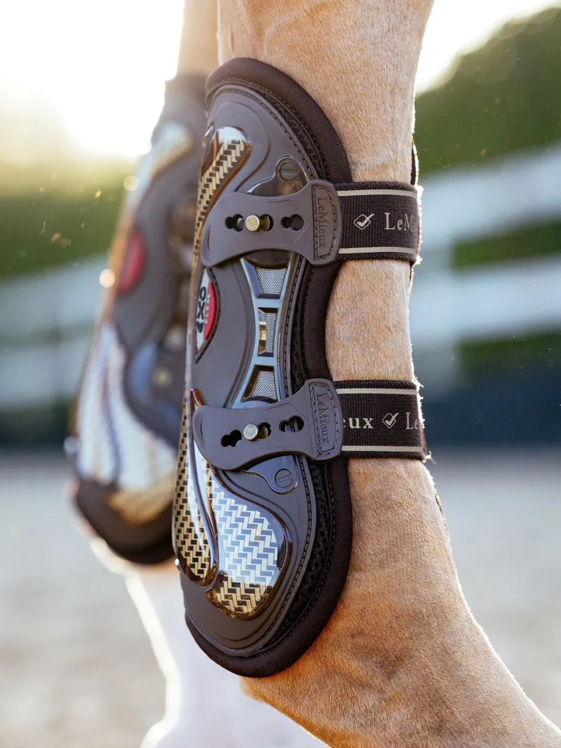 LeMieux Exo-Flex Tendon Boot in Black and Gold-4