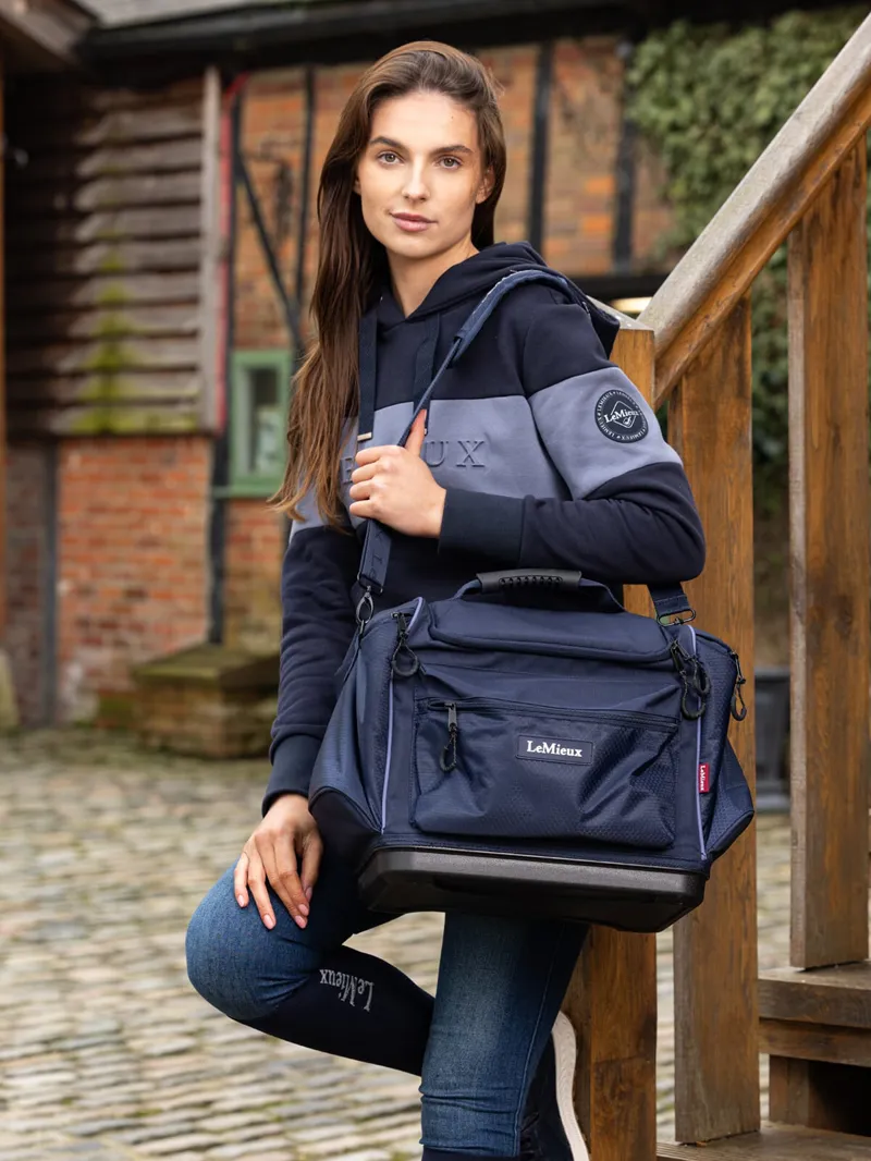 LeMieux Grooming Kit Pro Bag in Navy-3
