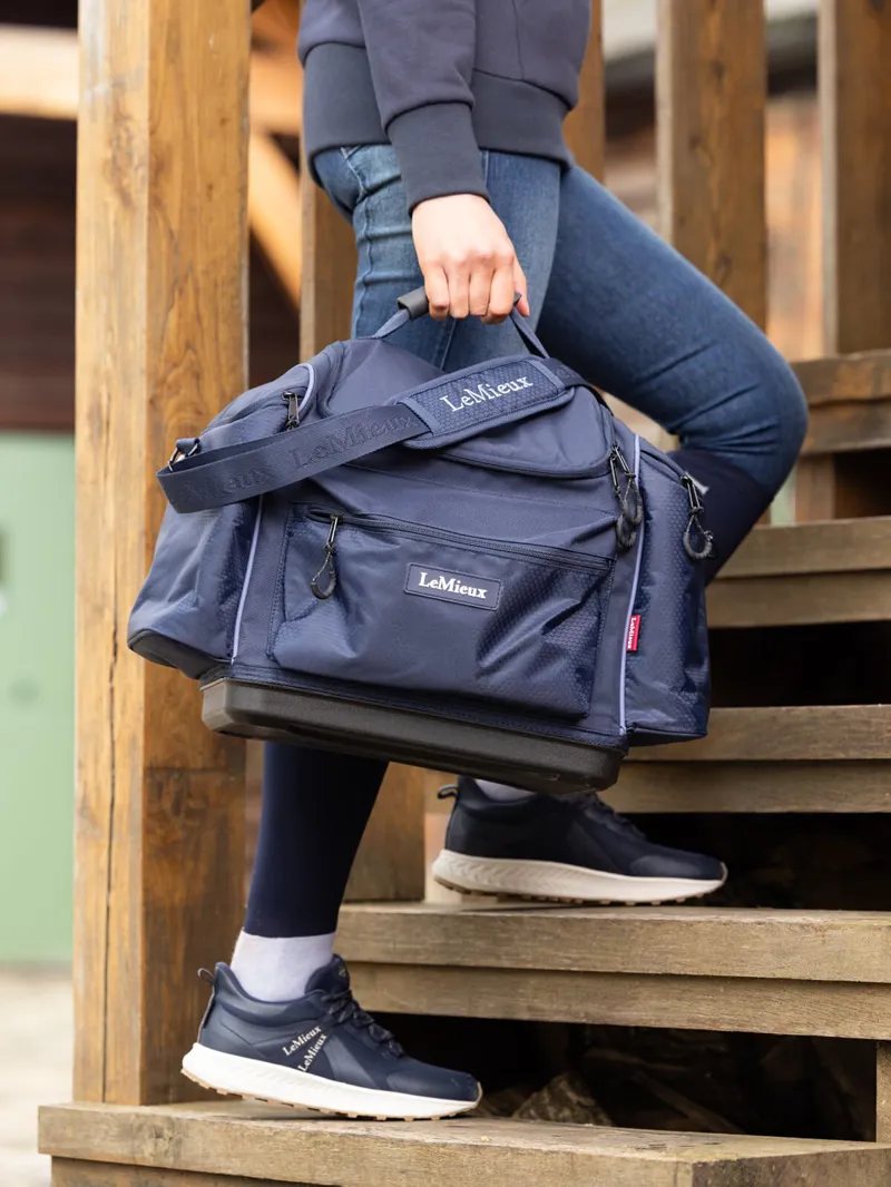 LeMieux Grooming Kit Pro Bag in Navy-4