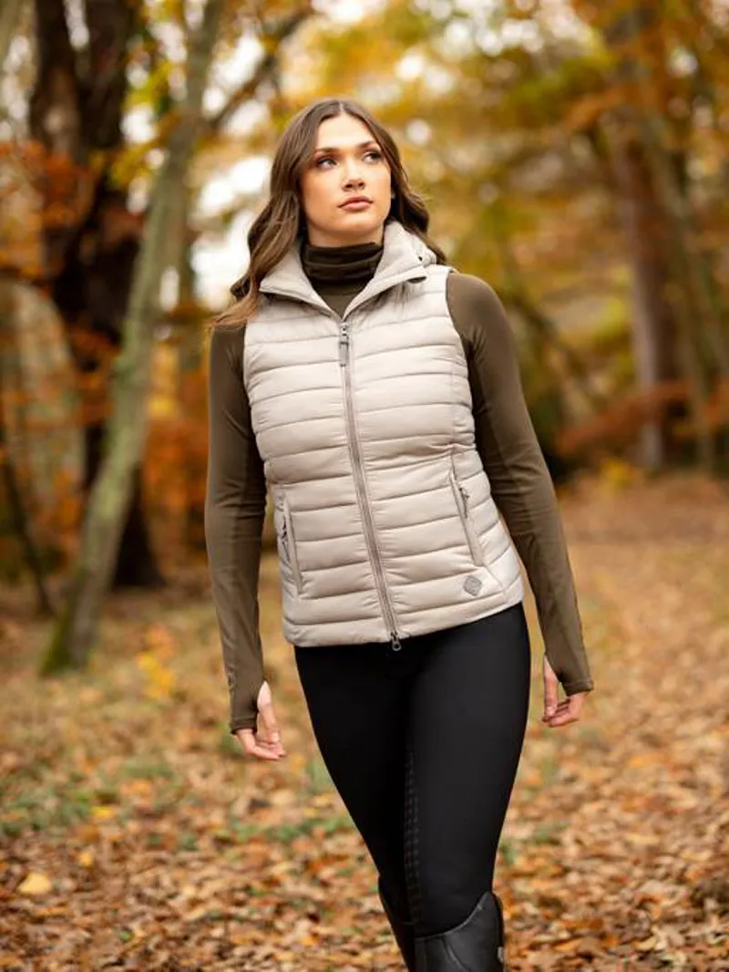 LeMieux Tilly Hooded Puffer Gilet Ladies in Ash-4