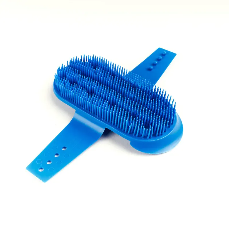 Shires EZI-GROOM Plastic Curry Comb in Blue-1