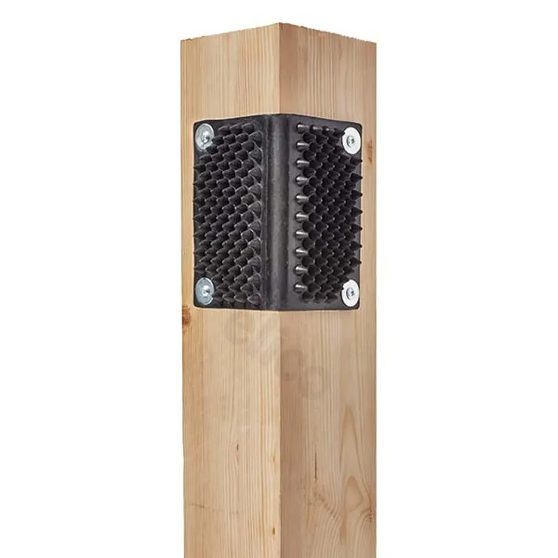 Elico Rubber Post/Corner Scratcher in Black