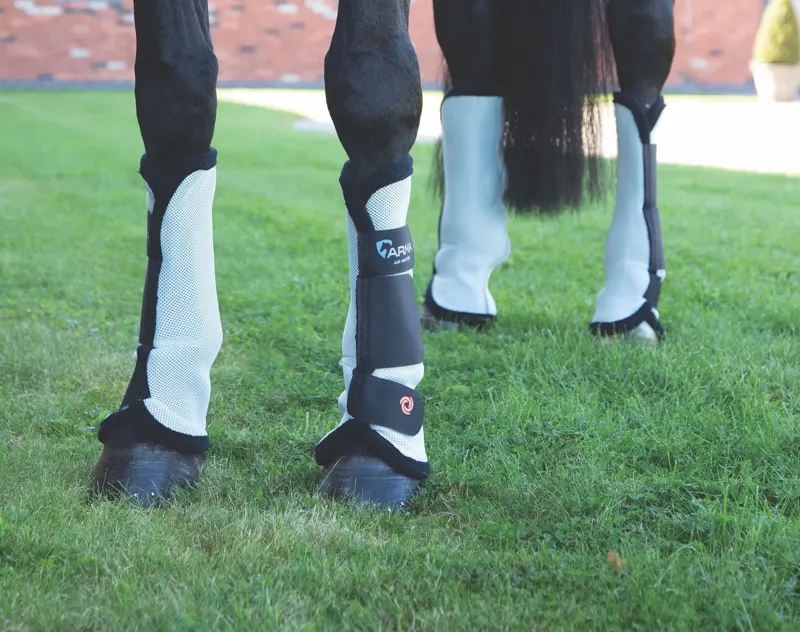 Arma Airflow Turnout Socks in Black