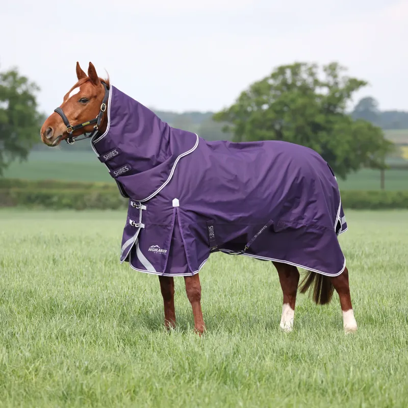 Shires Highlander Turnout Rug and Neck Set 100g in Plum