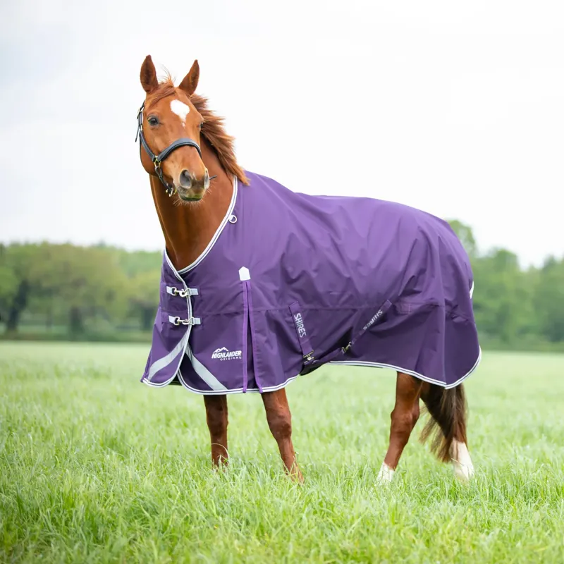 Shires Highlander Turnout Rug 100g in Plum-5