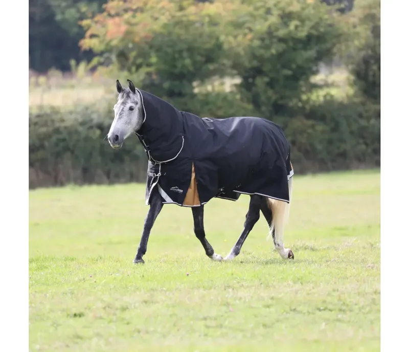 Shires Highlander Plus 200 Combo Turnout Rug in Black