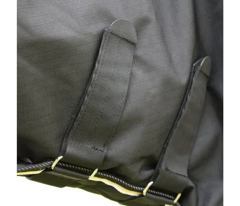 Shires Highlander Plus 200g Combo Turnout Rug in Black-4