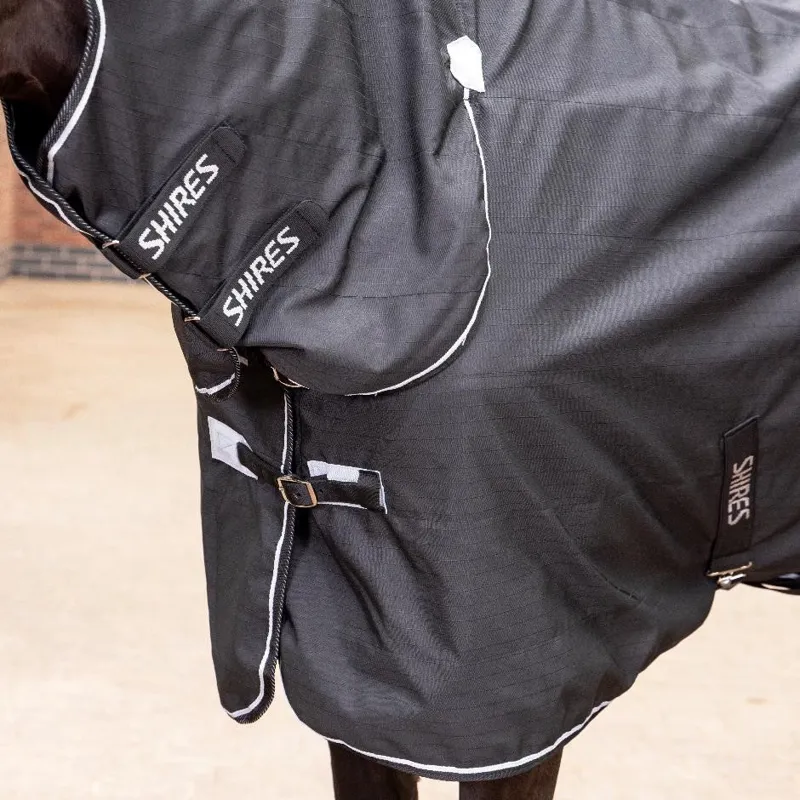 Shires Tempest Lite Combo Stable Rug in Black-1